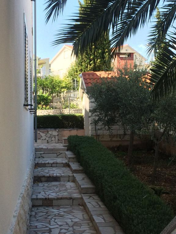 Suz-Ana Apartment Trogir Exterior photo